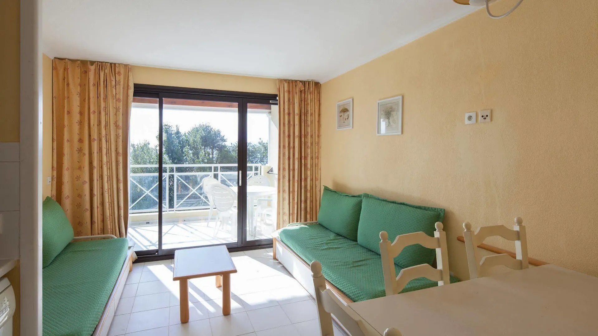 Apartment Francia II Cannes 3*,