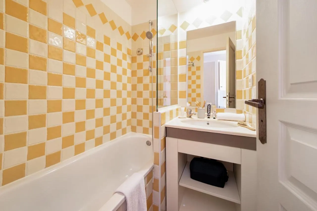 Aparthotel Apartment Francia II Cannes